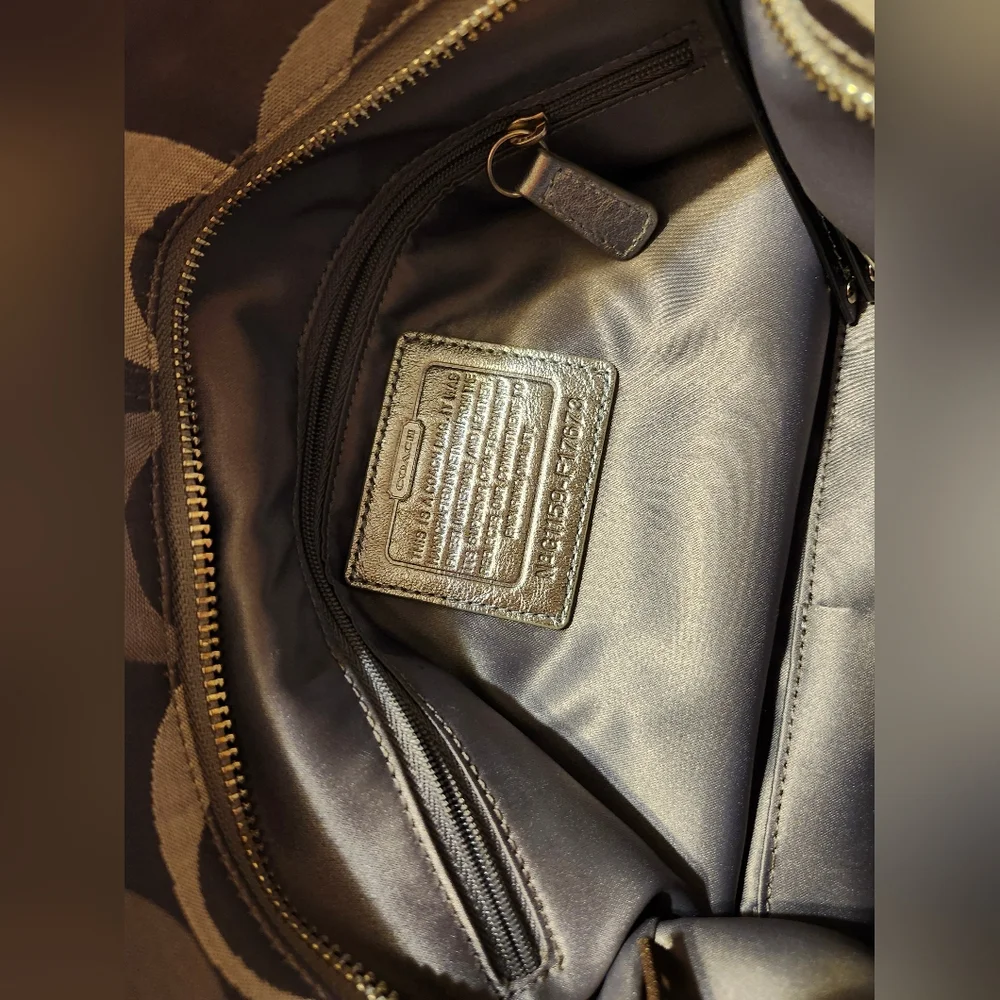 Coach y2k signature hobo silver grey monogram brand new vintage y2k condition - Picture 2 of 7